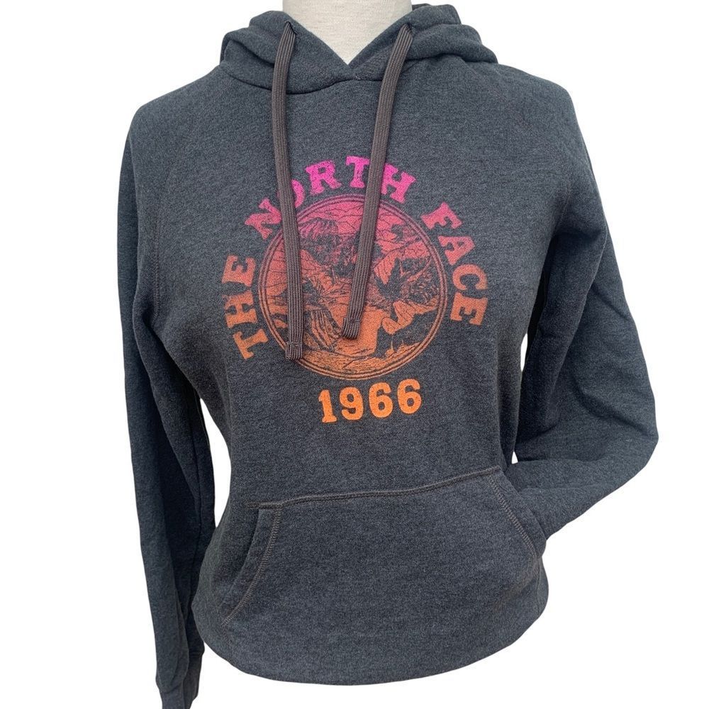 The North Face Heather Grey Colorful Hoodie Hooded Sweatshirt Size Medium M